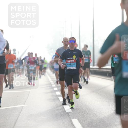 03.10.2026 - Köhlbrandbrückenlauf Jannik Wohlers http://msf.ph/oto/10704486 03.10.2026 09:15:14 Position 3 10, 2672 meine-sportfotos.de