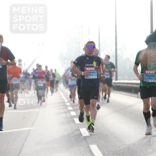 03.10.2026 - Köhlbrandbrückenlauf Jannik Wohlers http://msf.ph/oto/10704489 03.10.2026 09:15:14 Position 3 2243, 2672, 1054 meine-sportfotos.de