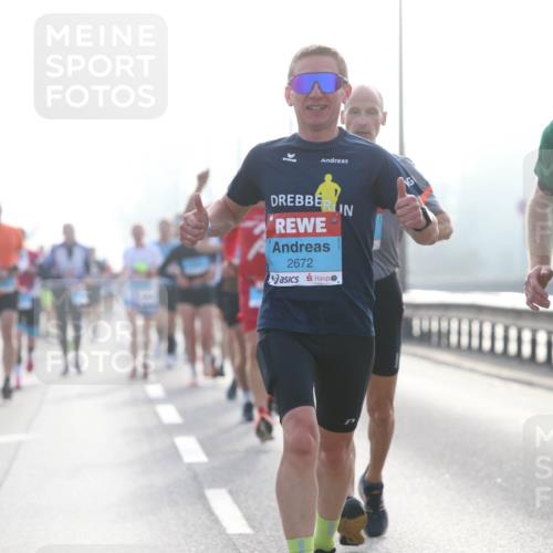 03.10.2026 - Köhlbrandbrückenlauf Jannik Wohlers http://msf.ph/oto/10704506 03.10.2026 09:15:17 Position 3 2672, 1054 meine-sportfotos.de