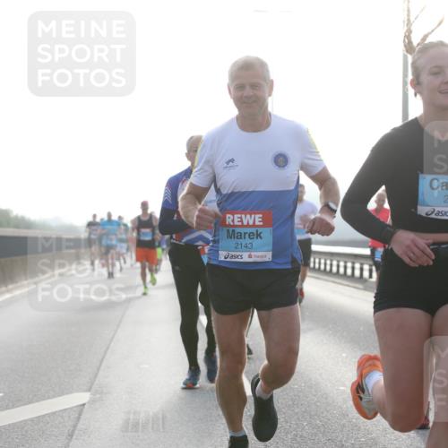 03.10.2026 - Köhlbrandbrückenlauf Jannik Wohlers http://msf.ph/oto/10704558 03.10.2026 09:15:26 Position 3 2143, 7, 2319 meine-sportfotos.de