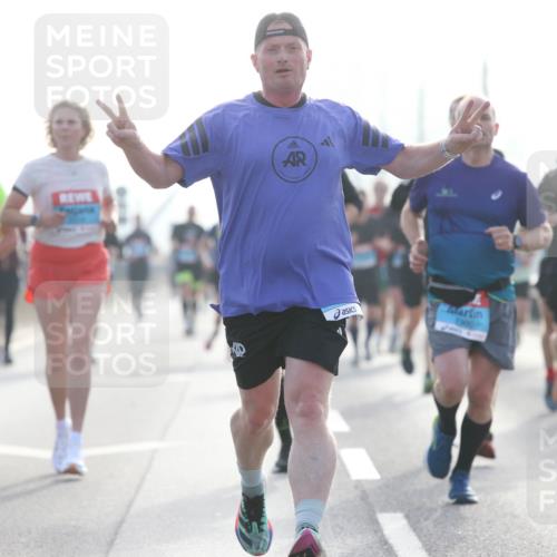 03.10.2026 - Köhlbrandbrückenlauf Jannik Wohlers http://msf.ph/oto/10704601 03.10.2026 09:15:35 Position 3  meine-sportfotos.de