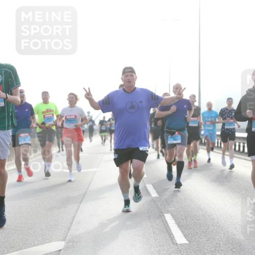 03.10.2026 - Köhlbrandbrückenlauf Jannik Wohlers http://msf.ph/oto/10704611 03.10.2026 09:15:36 Position 3 1588, 3843 meine-sportfotos.de