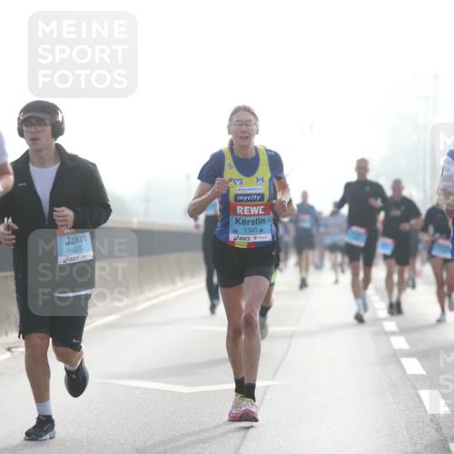 03.10.2026 - Köhlbrandbrückenlauf Jannik Wohlers http://msf.ph/oto/10704666 03.10.2026 09:15:44 Position 3 2382, 2252, 1343, 1222, 22 meine-sportfotos.de