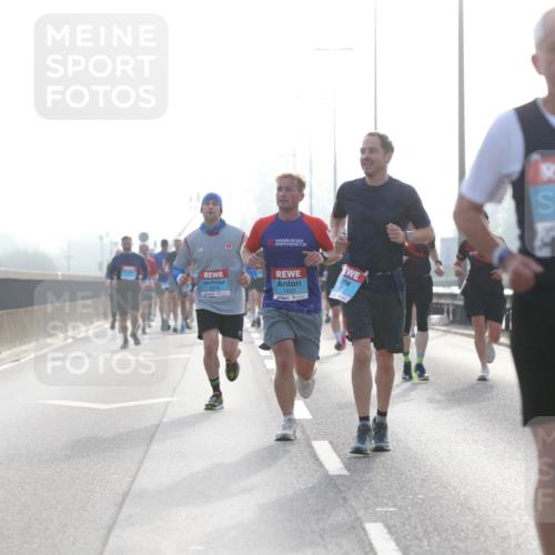 03.10.2026 - Köhlbrandbrückenlauf Jannik Wohlers http://msf.ph/oto/10704718 03.10.2026 09:16:00 Position 3 1833, 3, 1 meine-sportfotos.de