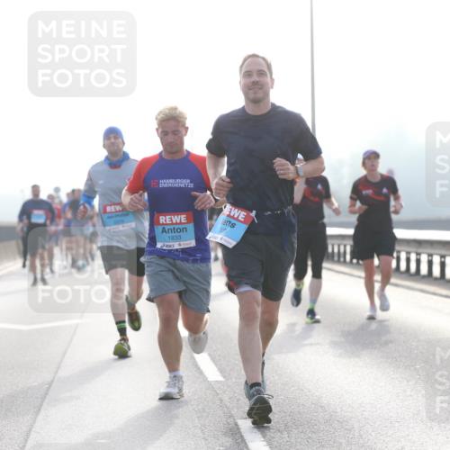 03.10.2026 - Köhlbrandbrückenlauf Jannik Wohlers http://msf.ph/oto/10704722 03.10.2026 09:16:02 Position 3 1833 meine-sportfotos.de