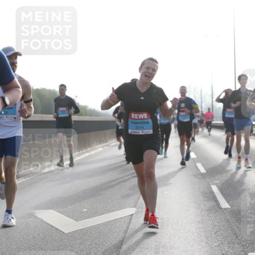 03.10.2026 - Köhlbrandbrückenlauf Jannik Wohlers http://msf.ph/oto/10704767 03.10.2026 09:16:20 Position 3 1084, 00, 2274 meine-sportfotos.de