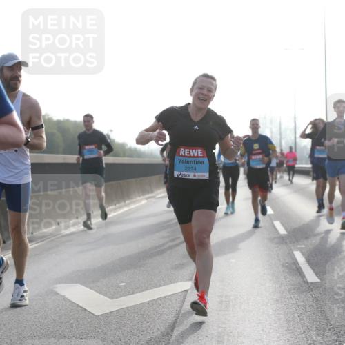 03.10.2026 - Köhlbrandbrückenlauf Jannik Wohlers http://msf.ph/oto/10704769 03.10.2026 09:16:20 Position 3 1084, 2274 meine-sportfotos.de
