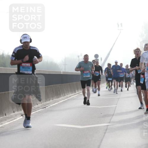 03.10.2026 - Köhlbrandbrückenlauf Jannik Wohlers http://msf.ph/oto/10704809 03.10.2026 09:16:32 Position 3 0 meine-sportfotos.de