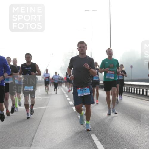 03.10.2026 - Köhlbrandbrückenlauf Jannik Wohlers http://msf.ph/oto/10704874 03.10.2026 09:16:51 Position 3 1127, 2306, 2173, 1722 meine-sportfotos.de