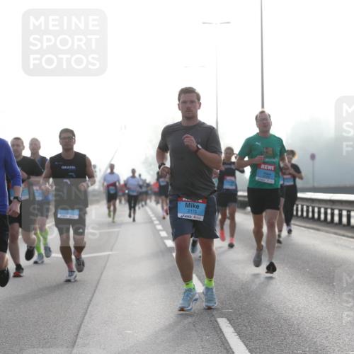03.10.2026 - Köhlbrandbrückenlauf Jannik Wohlers http://msf.ph/oto/10704876 03.10.2026 09:16:51 Position 3 1127, 2306, 2173, 1722 meine-sportfotos.de