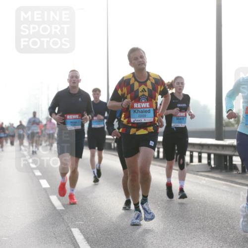 03.10.2026 - Köhlbrandbrückenlauf Jannik Wohlers http://msf.ph/oto/10704912 03.10.2026 09:17:02 Position 3 1620, 2209, 2290 meine-sportfotos.de
