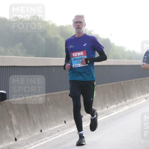 03.10.2026 - Köhlbrandbrückenlauf Jannik Wohlers http://msf.ph/oto/10704962 03.10.2026 09:17:08 Position 3 2321, 3821, 6 meine-sportfotos.de