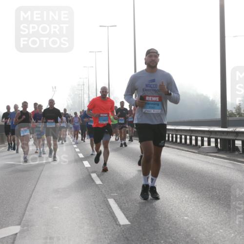 03.10.2026 - Köhlbrandbrückenlauf Jannik Wohlers http://msf.ph/oto/10704969 03.10.2026 09:17:15 Position 3 2042 meine-sportfotos.de
