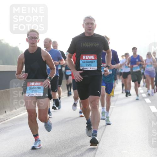 03.10.2026 - Köhlbrandbrückenlauf Jannik Wohlers http://msf.ph/oto/10704985 03.10.2026 09:17:19 Position 3 2307, 2308 meine-sportfotos.de