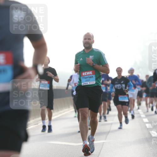 03.10.2026 - Köhlbrandbrückenlauf Jannik Wohlers http://msf.ph/oto/10705057 03.10.2026 09:17:36 Position 3 2007 meine-sportfotos.de