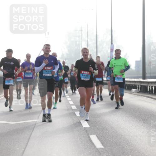 03.10.2026 - Köhlbrandbrückenlauf Jannik Wohlers http://msf.ph/oto/10705164 03.10.2026 09:17:58 Position 3 2296 meine-sportfotos.de
