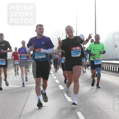 03.10.2026 - Köhlbrandbrückenlauf Jannik Wohlers http://msf.ph/oto/10705186 03.10.2026 09:18:01 Position 3 2264, 2296 meine-sportfotos.de
