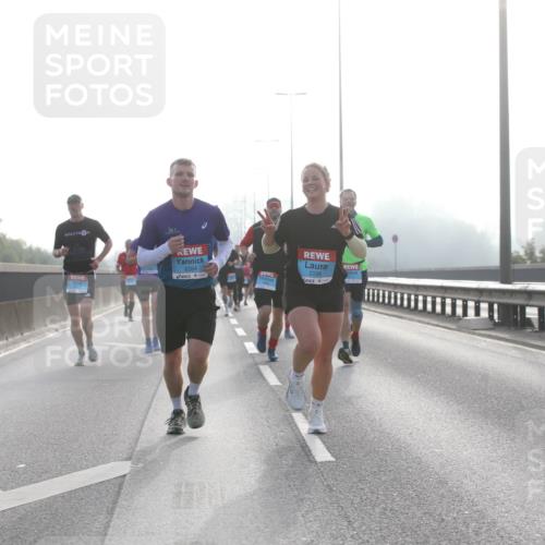 03.10.2026 - Köhlbrandbrückenlauf Jannik Wohlers http://msf.ph/oto/10705191 03.10.2026 09:18:02 Position 3 2409, 2264, 2296 meine-sportfotos.de