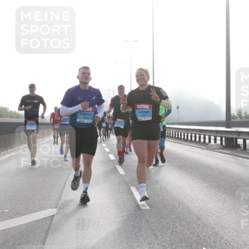 03.10.2026 - Köhlbrandbrückenlauf Jannik Wohlers http://msf.ph/oto/10705195 03.10.2026 09:18:03 Position 3 2264, 2296, 2409 meine-sportfotos.de