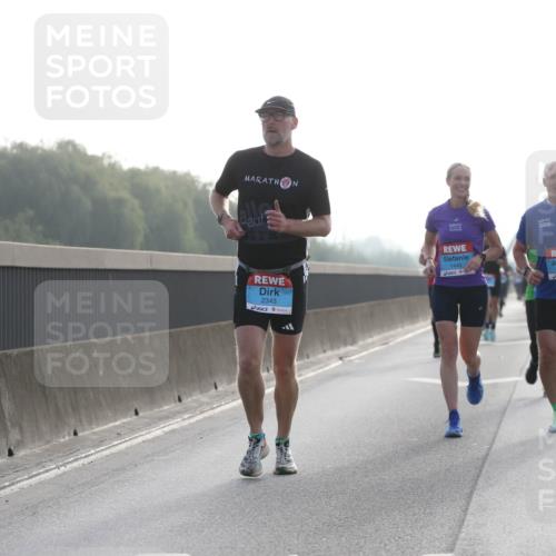 03.10.2026 - Köhlbrandbrückenlauf Jannik Wohlers http://msf.ph/oto/10705210 03.10.2026 09:18:04 Position 3 2343, 1440, 1441, 2588 meine-sportfotos.de
