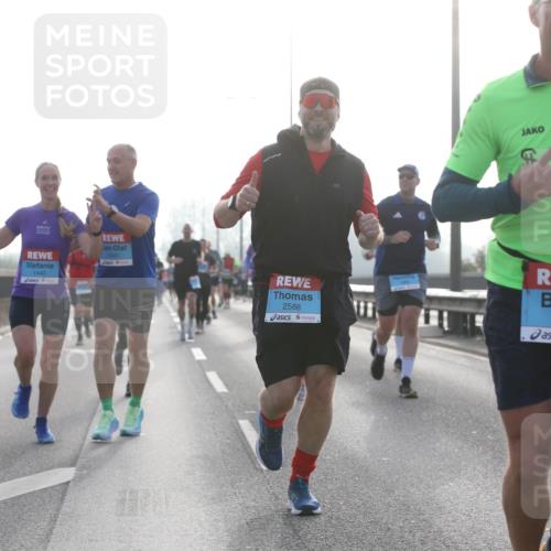 03.10.2026 - Köhlbrandbrückenlauf Jannik Wohlers http://msf.ph/oto/10705220 03.10.2026 09:18:06 Position 3 1441, 1440, 2588, 2074 meine-sportfotos.de