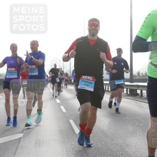03.10.2026 - Köhlbrandbrückenlauf Jannik Wohlers http://msf.ph/oto/10705221 03.10.2026 09:18:06 Position 3 1441, 1440, 2588, 2074 meine-sportfotos.de