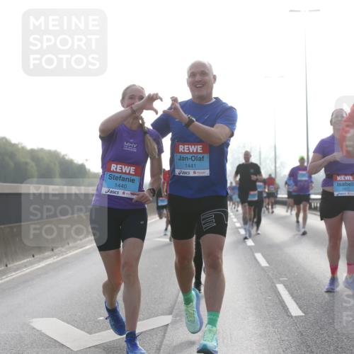 03.10.2026 - Köhlbrandbrückenlauf Jannik Wohlers http://msf.ph/oto/10705232 03.10.2026 09:18:07 Position 3 1440, 1441, 1877, 2588 meine-sportfotos.de