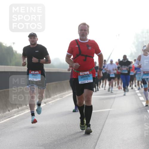 03.10.2026 - Köhlbrandbrückenlauf Jannik Wohlers http://msf.ph/oto/10705254 03.10.2026 09:18:10 Position 3 2970, 2078, 245, 1987 meine-sportfotos.de