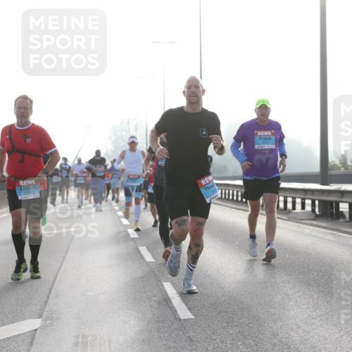 03.10.2026 - Köhlbrandbrückenlauf Jannik Wohlers http://msf.ph/oto/10705259 03.10.2026 09:18:11 Position 3 2078, 198, 245, 2741, 1448 meine-sportfotos.de