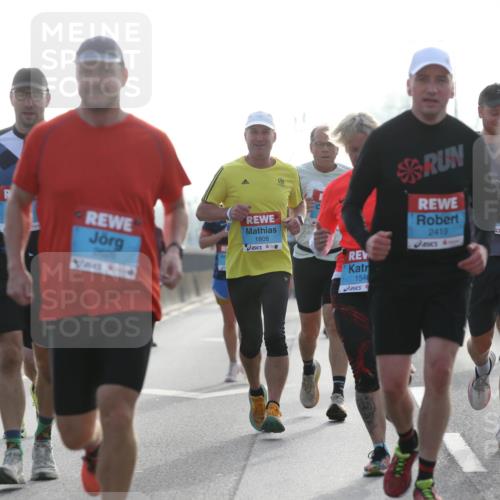 03.10.2026 - Köhlbrandbrückenlauf Jannik Wohlers http://msf.ph/oto/10705343 03.10.2026 09:18:23 Position 3 2626, 1808, 1546, 2419, 62 meine-sportfotos.de
