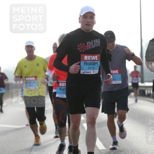 03.10.2026 - Köhlbrandbrückenlauf Jannik Wohlers http://msf.ph/oto/10705347 03.10.2026 09:18:23 Position 3 2626, 1900, 154, 2419, 862, 1419 meine-sportfotos.de