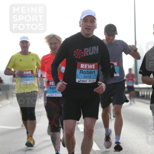 03.10.2026 - Köhlbrandbrückenlauf Jannik Wohlers http://msf.ph/oto/10705352 03.10.2026 09:18:24 Position 3 1808, 1546, 2419, 1419 meine-sportfotos.de
