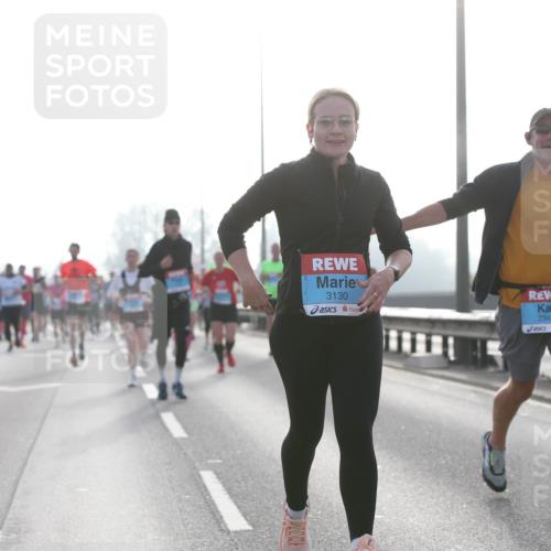 03.10.2026 - Köhlbrandbrückenlauf Jannik Wohlers http://msf.ph/oto/10705395 03.10.2026 09:18:29 Position 3 3130, 2342 meine-sportfotos.de