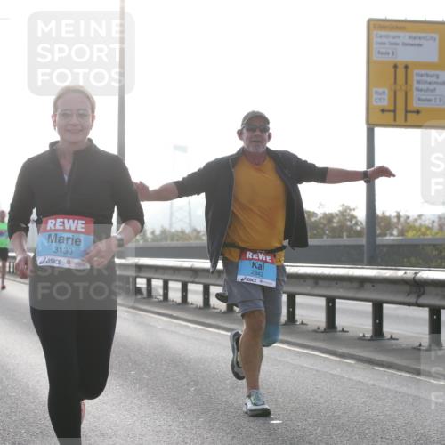 03.10.2026 - Köhlbrandbrückenlauf Jannik Wohlers http://msf.ph/oto/10705397 03.10.2026 09:18:30 Position 3 3130, 2342, 36 meine-sportfotos.de