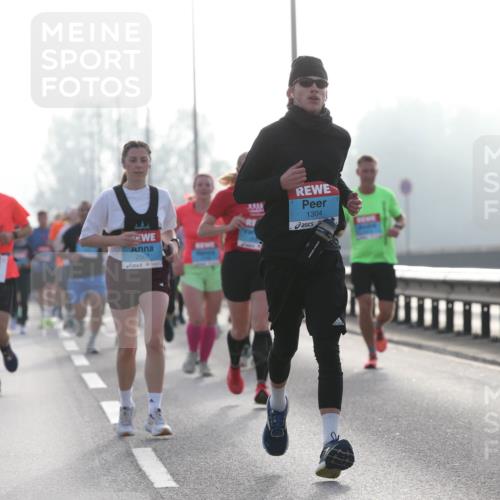 03.10.2026 - Köhlbrandbrückenlauf Jannik Wohlers http://msf.ph/oto/10705400 03.10.2026 09:18:31 Position 3 2507, 1304 meine-sportfotos.de