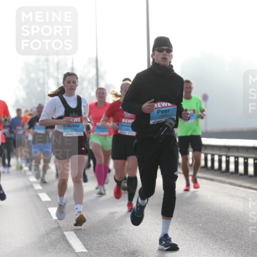 03.10.2026 - Köhlbrandbrückenlauf Jannik Wohlers http://msf.ph/oto/10705402 03.10.2026 09:18:31 Position 3 2507, 1304 meine-sportfotos.de