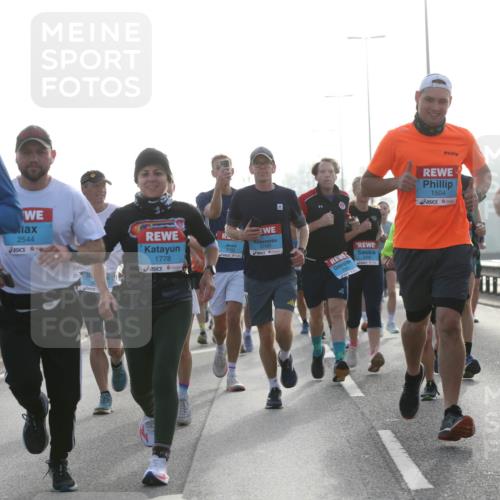 03.10.2026 - Köhlbrandbrückenlauf Jannik Wohlers http://msf.ph/oto/10705461 03.10.2026 09:18:44 Position 3 1019, 2544, 1778, 3760, 1504, 1289 meine-sportfotos.de