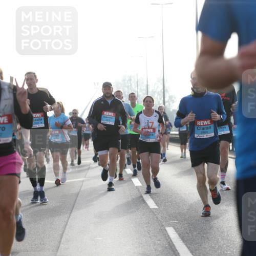 03.10.2026 - Köhlbrandbrückenlauf Jannik Wohlers http://msf.ph/oto/10705506 03.10.2026 09:18:52 Position 3 02, 2062, 1694, 2479, 7, 1564, 2604 meine-sportfotos.de
