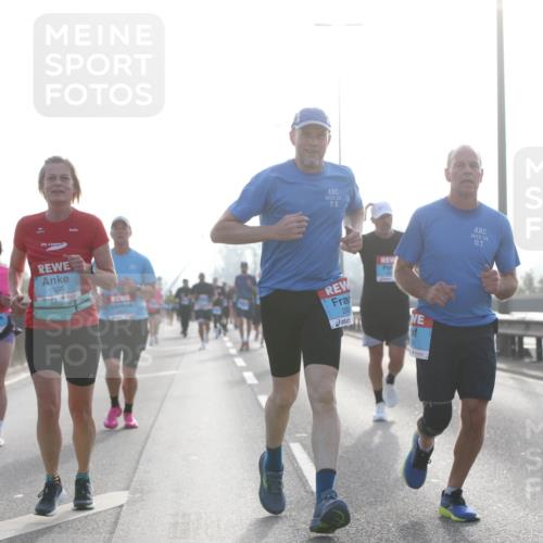 03.10.2026 - Köhlbrandbrückenlauf Jannik Wohlers http://msf.ph/oto/10705593 03.10.2026 09:19:08 Position 3 2357, 1509, 2015, 20, 203, 2015, 20 meine-sportfotos.de