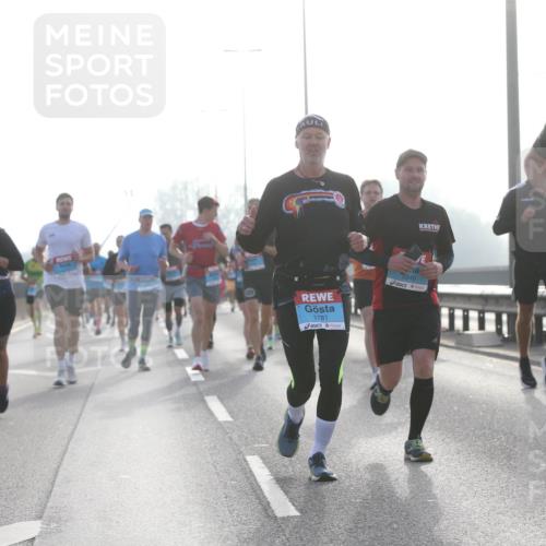 03.10.2026 - Köhlbrandbrückenlauf Jannik Wohlers http://msf.ph/oto/10705635 03.10.2026 09:19:21 Position 3 591, 2494, 1781, 2849 meine-sportfotos.de