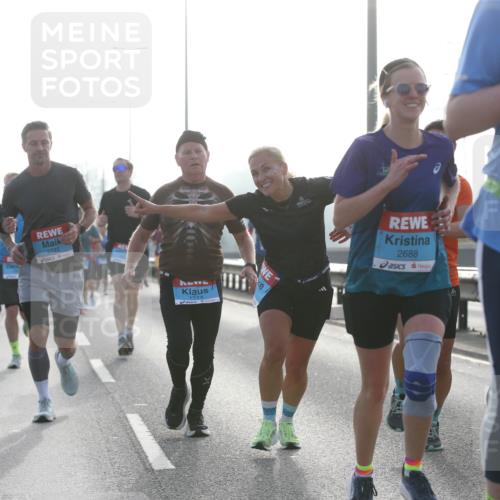03.10.2026 - Köhlbrandbrückenlauf Jannik Wohlers http://msf.ph/oto/10705671 03.10.2026 09:19:28 Position 3 2171, 2722, 1774, 2688, 2509 meine-sportfotos.de