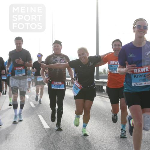 03.10.2026 - Köhlbrandbrückenlauf Jannik Wohlers http://msf.ph/oto/10705683 03.10.2026 09:19:28 Position 3 2171, 2722, 2553, 2688, 1319 meine-sportfotos.de