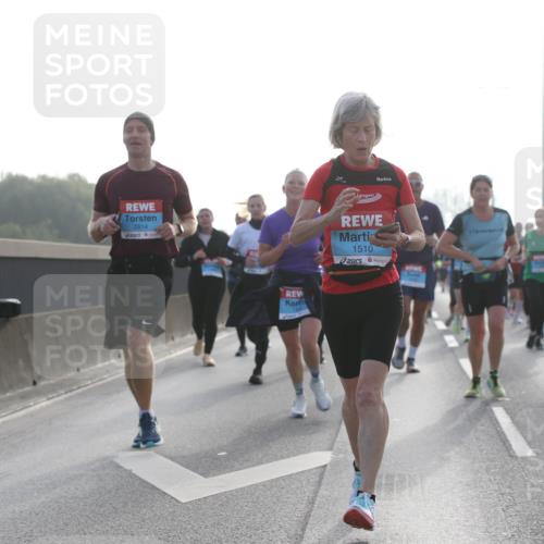 03.10.2026 - Köhlbrandbrückenlauf Jannik Wohlers http://msf.ph/oto/10705764 03.10.2026 09:19:38 Position 3 2614, 1510 meine-sportfotos.de