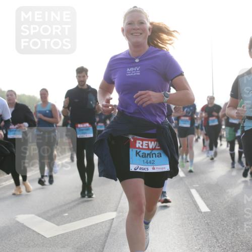 03.10.2026 - Köhlbrandbrückenlauf Jannik Wohlers http://msf.ph/oto/10705783 03.10.2026 09:19:40 Position 3 1630, 6, 1442 meine-sportfotos.de