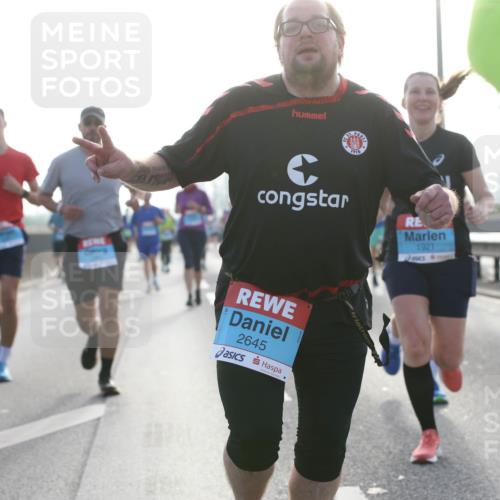 03.10.2026 - Köhlbrandbrückenlauf Jannik Wohlers http://msf.ph/oto/10705837 03.10.2026 09:19:48 Position 3 1836, 1910, 1921, 2645 meine-sportfotos.de