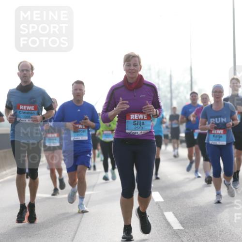 03.10.2026 - Köhlbrandbrückenlauf Jannik Wohlers http://msf.ph/oto/10705847 03.10.2026 09:19:50 Position 3 1068, 2579, 2513, 2760 meine-sportfotos.de