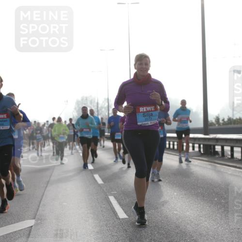 03.10.2026 - Köhlbrandbrückenlauf Jannik Wohlers http://msf.ph/oto/10705861 03.10.2026 09:19:52 Position 3 1068, 2513, 2574 meine-sportfotos.de