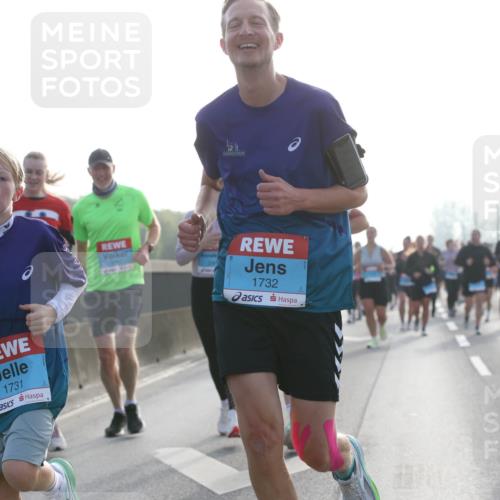 03.10.2026 - Köhlbrandbrückenlauf Jannik Wohlers http://msf.ph/oto/10705921 03.10.2026 09:20:04 Position 3 1731, 1732 meine-sportfotos.de