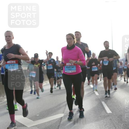 03.10.2026 - Köhlbrandbrückenlauf Jannik Wohlers http://msf.ph/oto/10706023 03.10.2026 09:20:23 Position 3 2738, 1897, 3717 meine-sportfotos.de