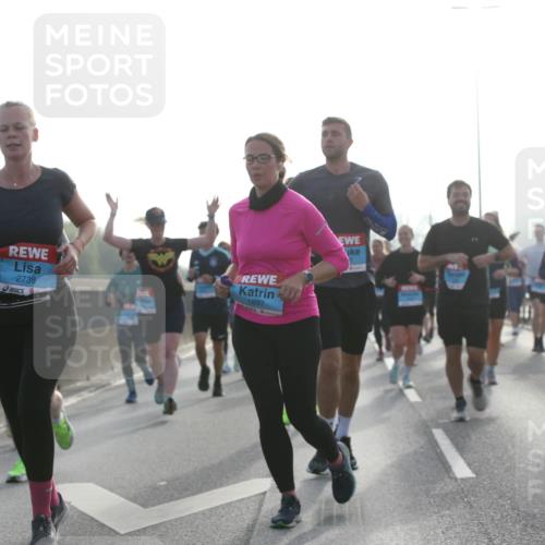 03.10.2026 - Köhlbrandbrückenlauf Jannik Wohlers http://msf.ph/oto/10706026 03.10.2026 09:20:24 Position 3 2738, 1897, 3717 meine-sportfotos.de